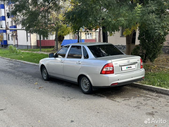LADA Priora 1.6 МТ, 2010, 200 000 км
