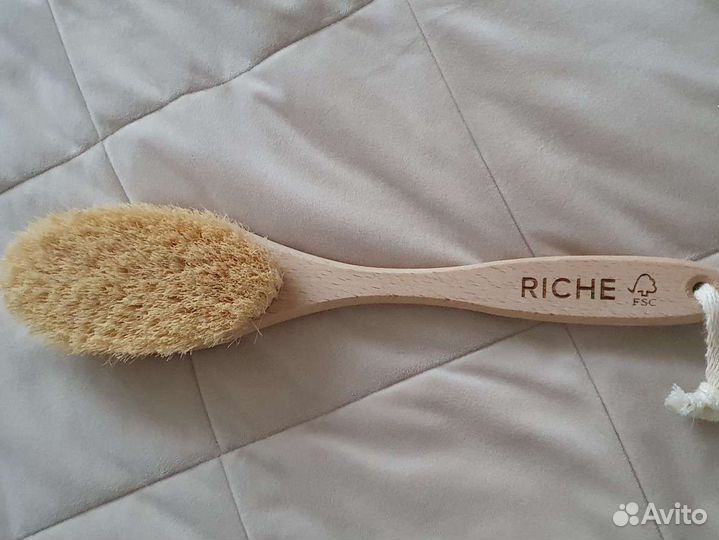 Щетка для сухого массажа