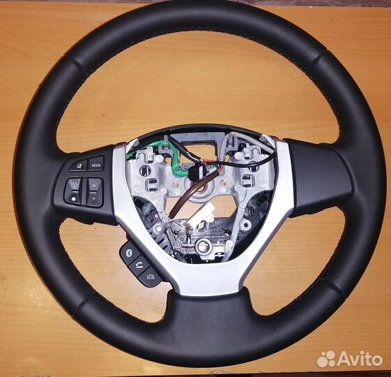 Рулевое колесо Suzuki Vitara IV