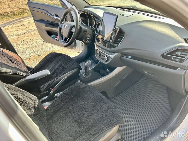 LADA Vesta, 2017