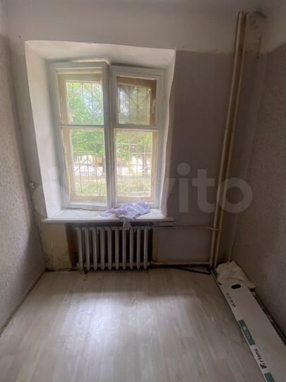 Комната 12 м² в 4-к., 1/5 эт.