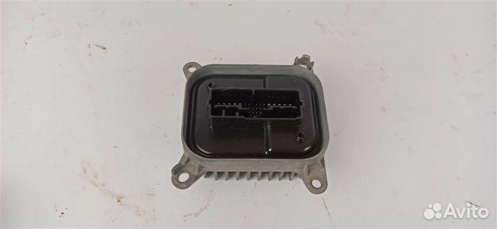 Блок управления фарой tesla model 3