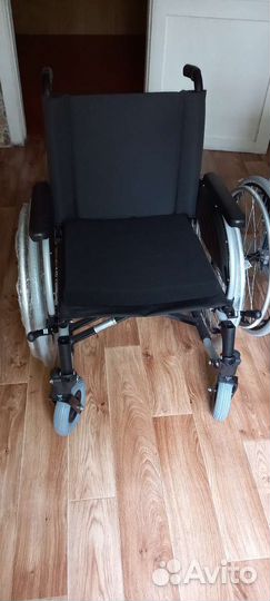 Коляска инвалидная 2шт
