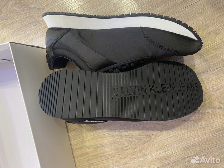 Calvin klein кроссовки унисекс новые