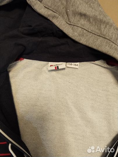 Толстовка мужская с капюшоном