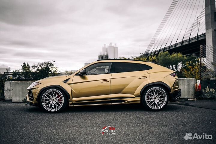 Кованые диски 23' на Lamborghini Urus