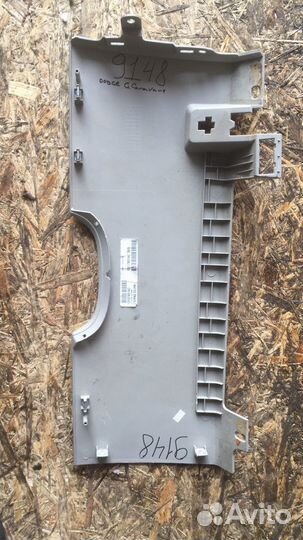 Накладка на торпедо (консоль) левая нижняя Dodge 5