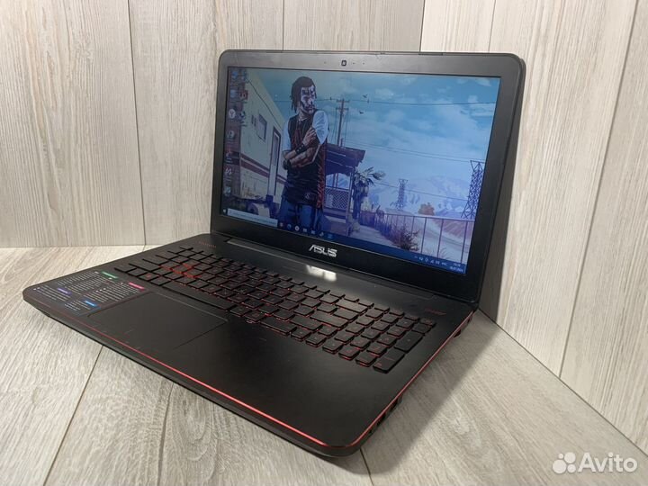 Игровой зверюга Asus i5/12gb/ssd/Gtx