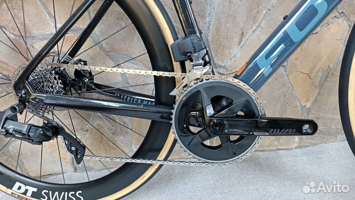 Focus Izalco MAX 9.7 Disc Rival eTap AXS 12s