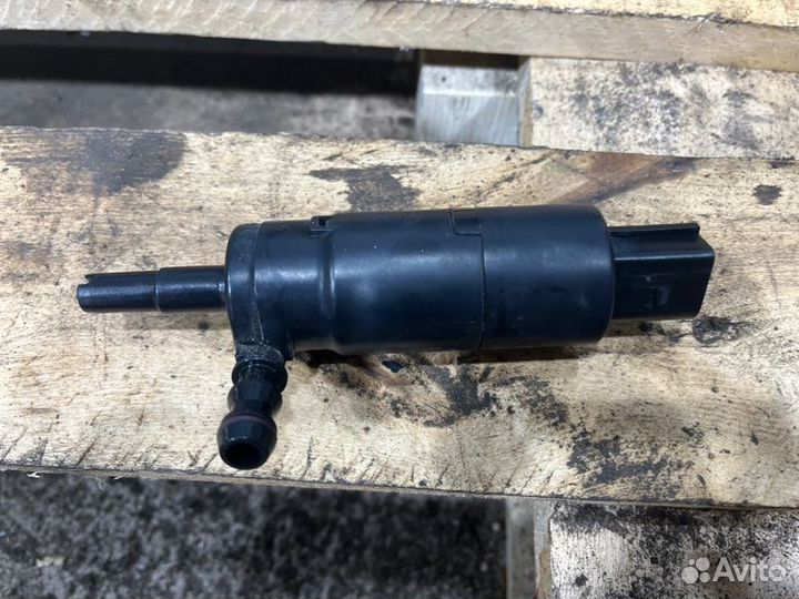 Насос омывателя фар Bmw 1 E87 N46B20 2007