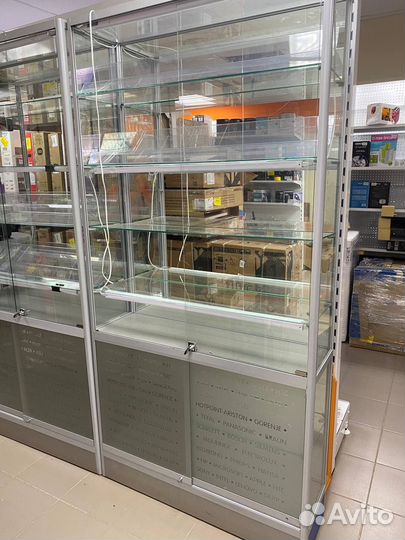 Стеклянная витрина бу