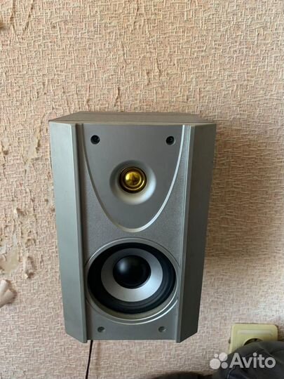 Сабвуфер и колонки