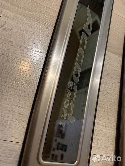 Продам накладки на пороги Аккорд Х