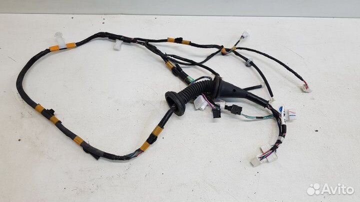 Проводка крышки багажника задняя Toyota Camry V50