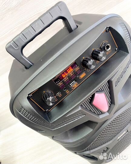 Большая напольная колонка