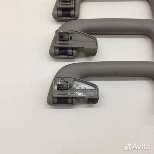 Ручка внутренняя потолочная Toyota Rav 4 A30 2006