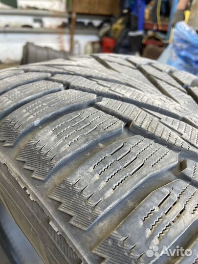 Nokian Tyres Hakkapeliitta R2 SUV 275/50 R20 25H