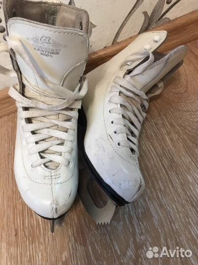 Коньки фигурные 32 размер