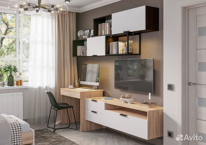 Стол письменный новый