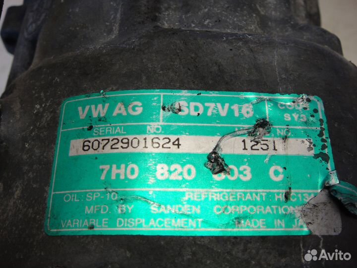 Компрессор кондиционера Volkswagen Transporter T5
