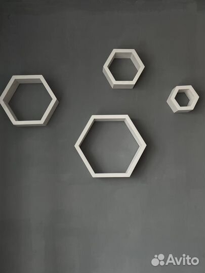 Полочка настенная деревянная