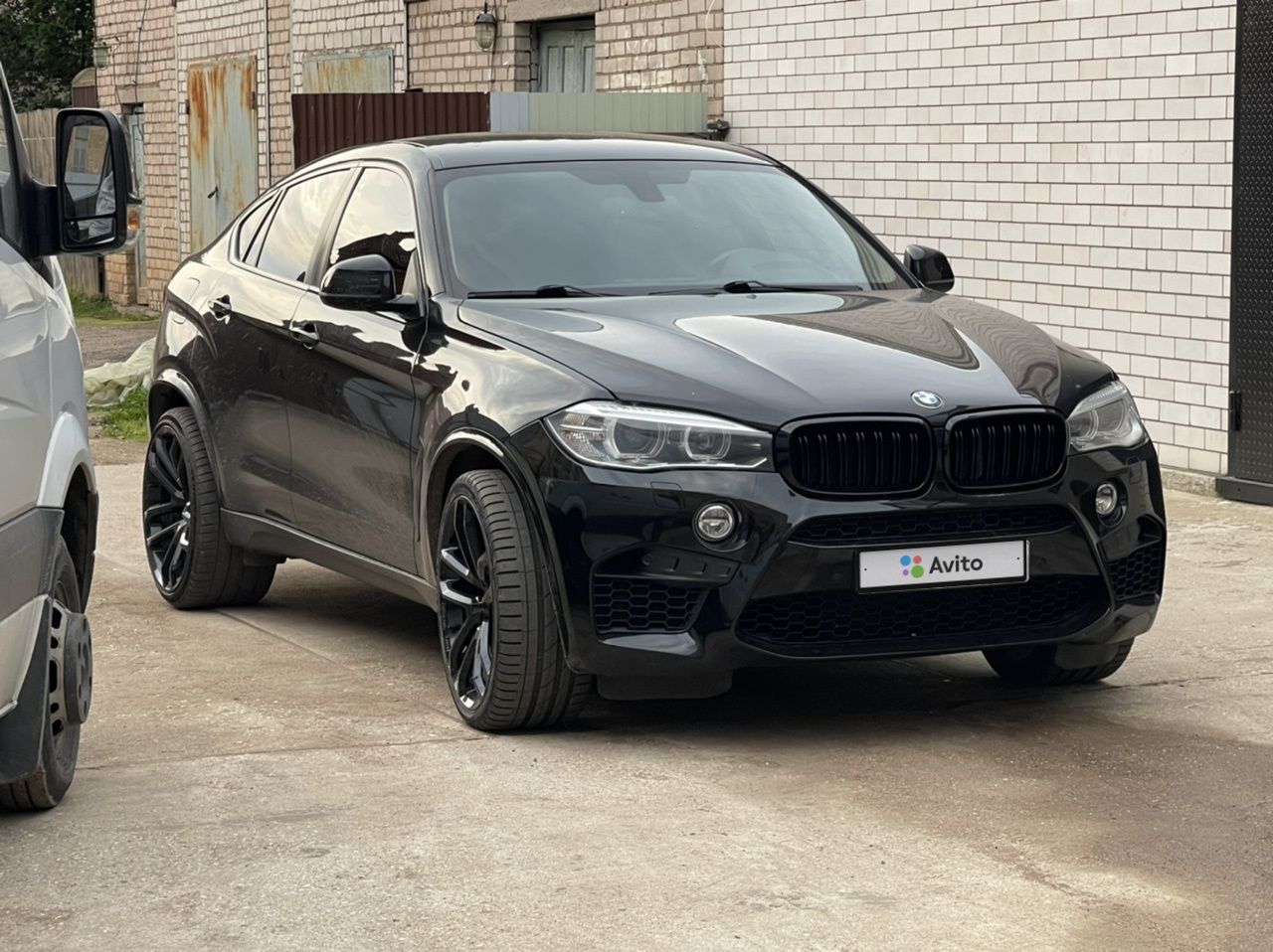BMW X6: фото владельца