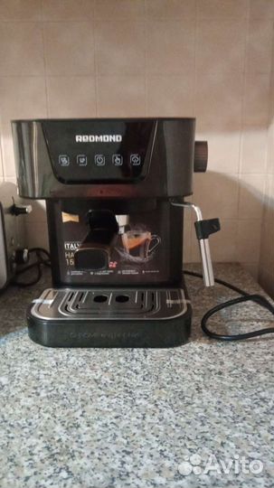 Кофемашина новая