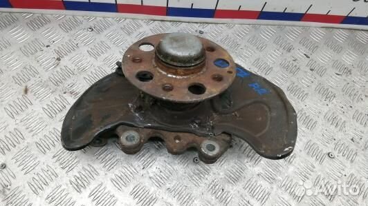 Ступица передняя правая mercedes benz C-class W204