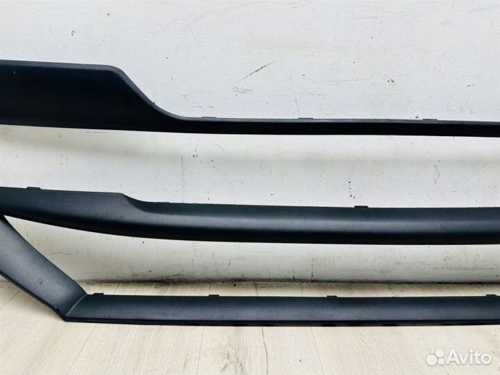 Решетка радиатора Iveco Stralis