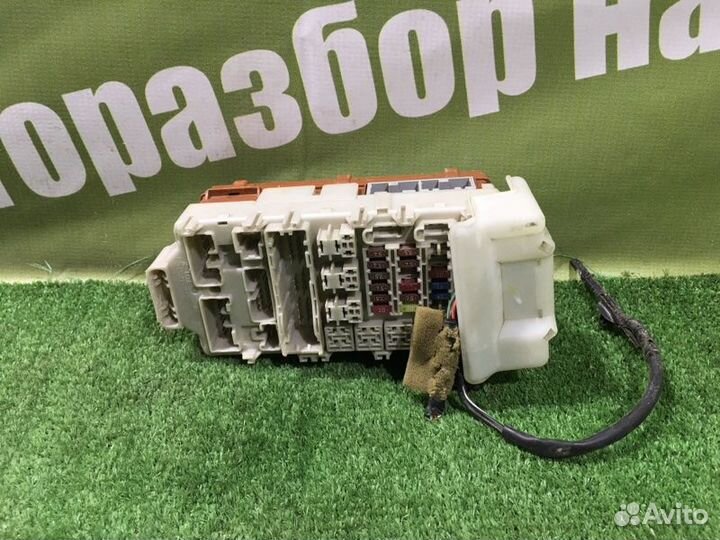 Блок предохранителей Mitsubishi Lancer Cedia CS2A