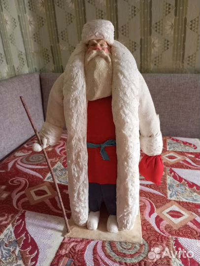 Дед мороз под елку