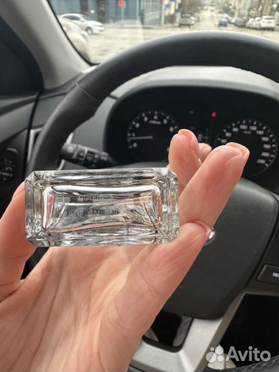 Молекула эксцентрик 02