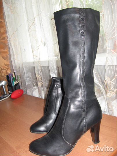Продам осенние сапоги
