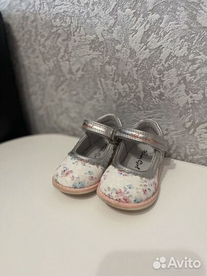 Детские туфли для девочки