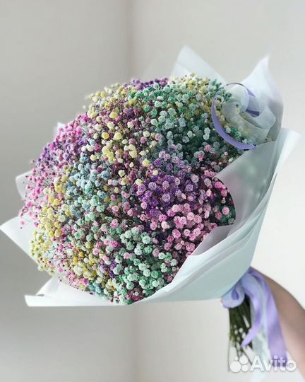 Букеты из цветной гипсофилы