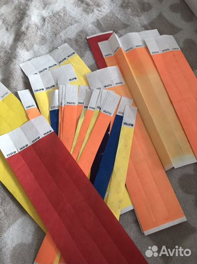 Контрольные бумажные браслеты