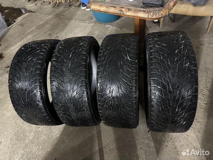 Nokian Tyres Hakkapeliitta R2 225/45 R19