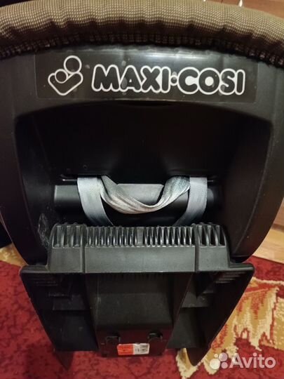 Автокресло Maxi cosi priori