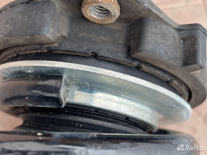 Стойки passat b6