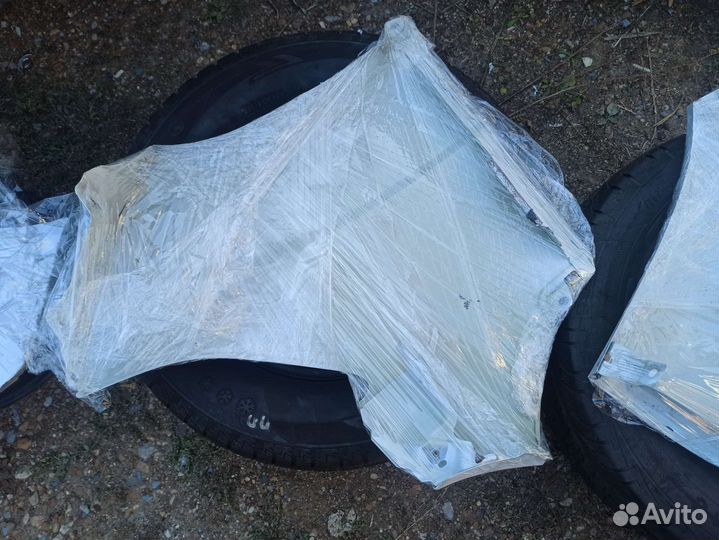 Крылья передние на Пежо боксер,с 14 года