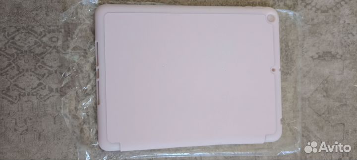 Чехол на iPad 9.7