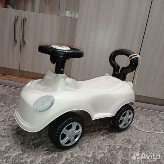 Продаётся машинка-каталка