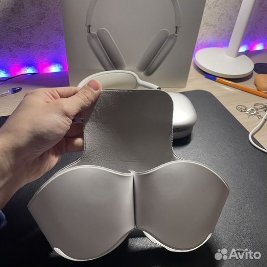 Airpods max original