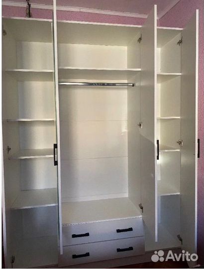 Шкаф трёхстворчатый Белый