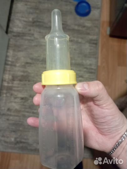 Бутылочка для кормления детей с расщелиной