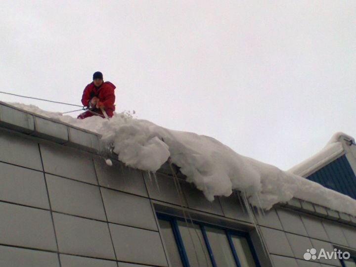 Уборка снега и сосулек