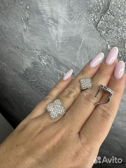 Кольцо и серьги Ван Клиф