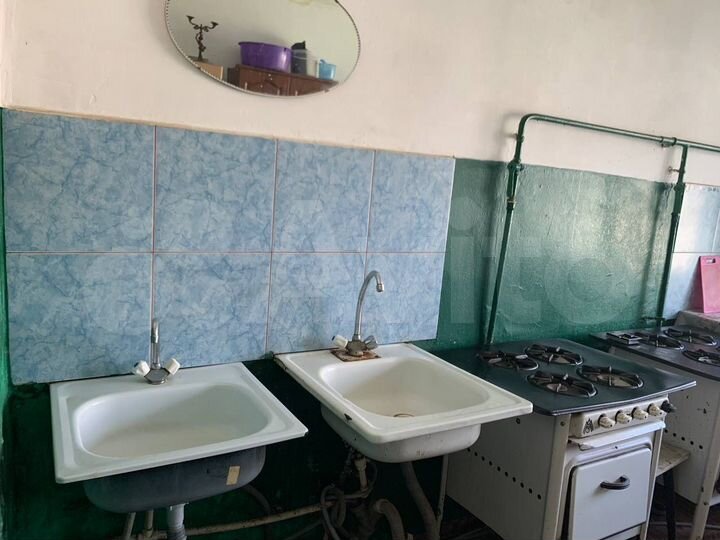 Комната 10,5 м² в 6-к., 4/4 эт.