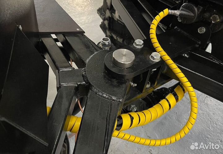 Квадроцикл переломка Ермак (Снегоболотоход)