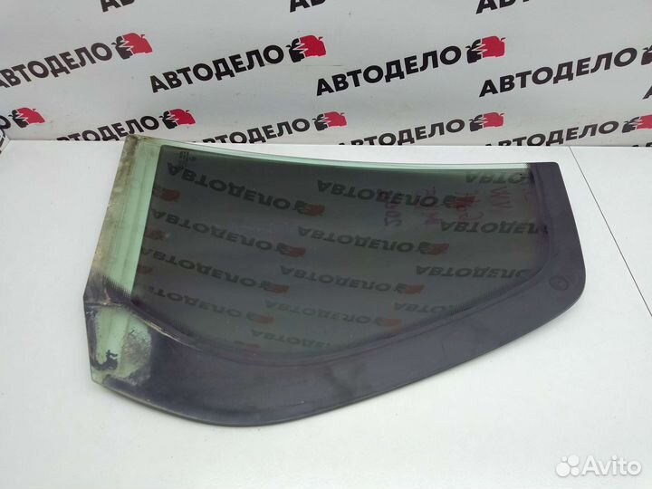 Форточка двери з/п Volkswagen Golf MK5 2006